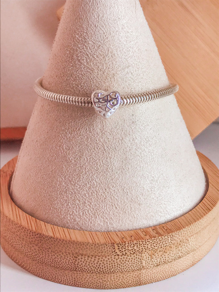 Berloque Coração Rendado Vazado